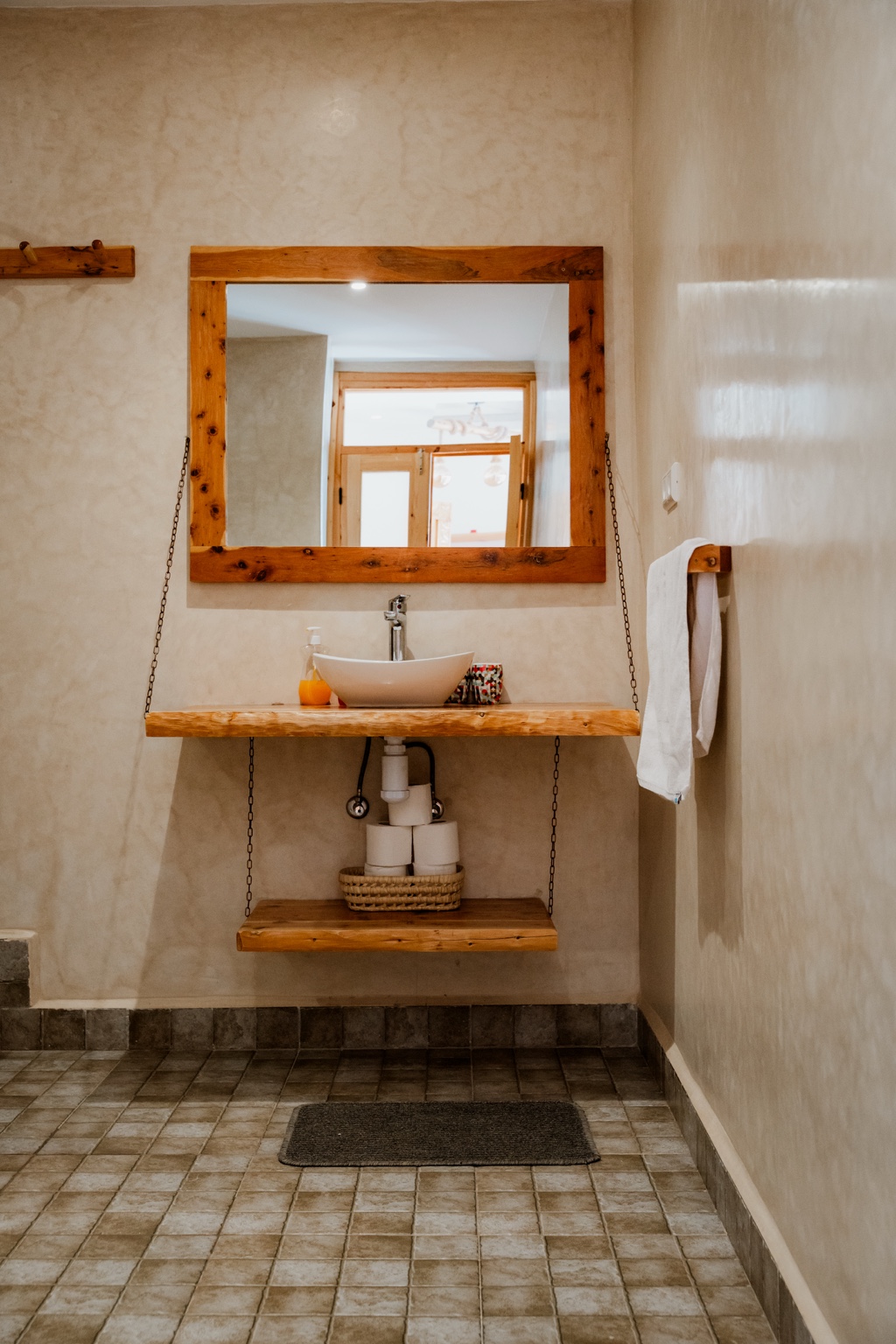 Shared bathroom at Tafokt Surf House